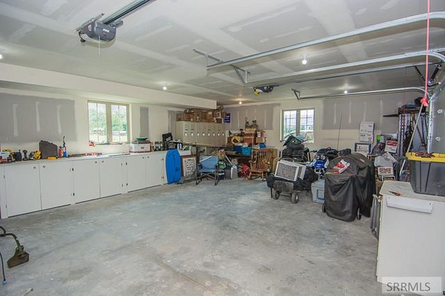 28 Fife Lane, Salmon, ID 83467