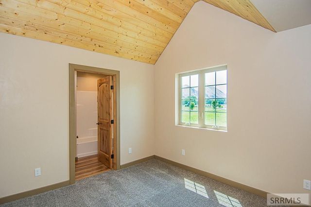 28 Fife Lane, Salmon, ID 83467