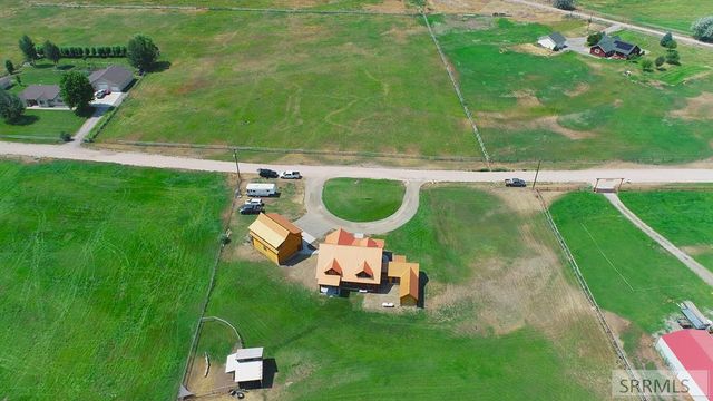 28 Fife Lane, Salmon, ID 83467