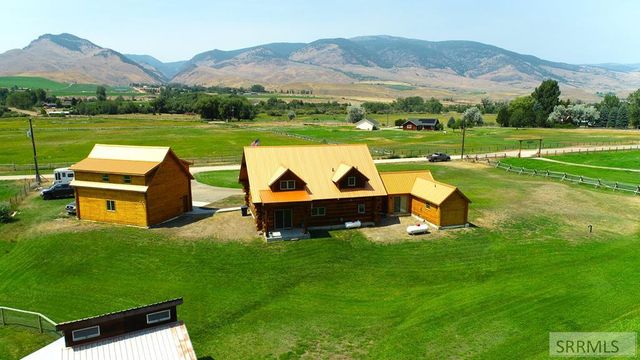 28 Fife Lane, Salmon, ID 83467