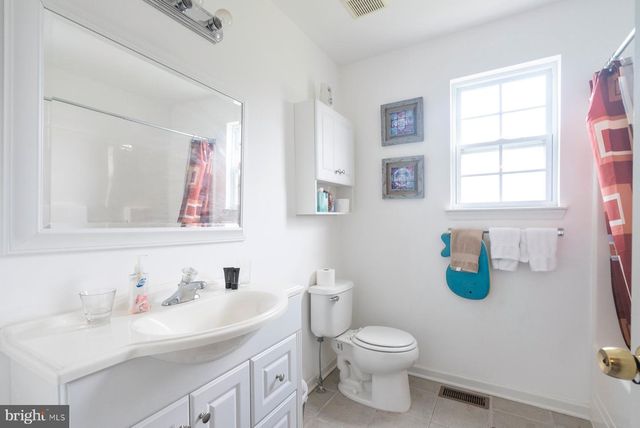 10 TUPELO, Sicklerville, NJ 08081