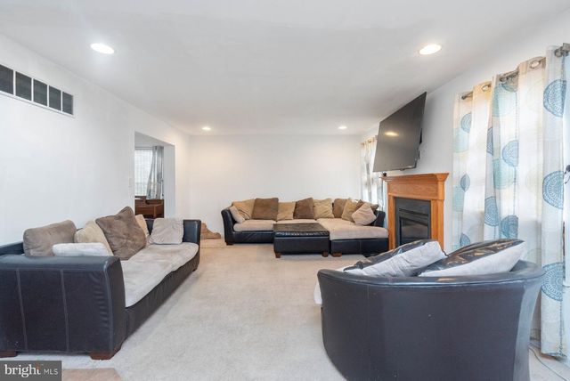 10 TUPELO, Sicklerville, NJ 08081