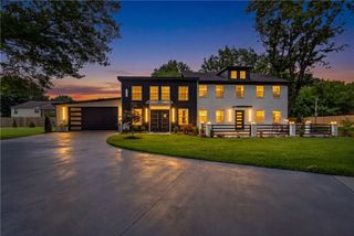 3000 N Dixieland Road, Little Flock, AR 72756