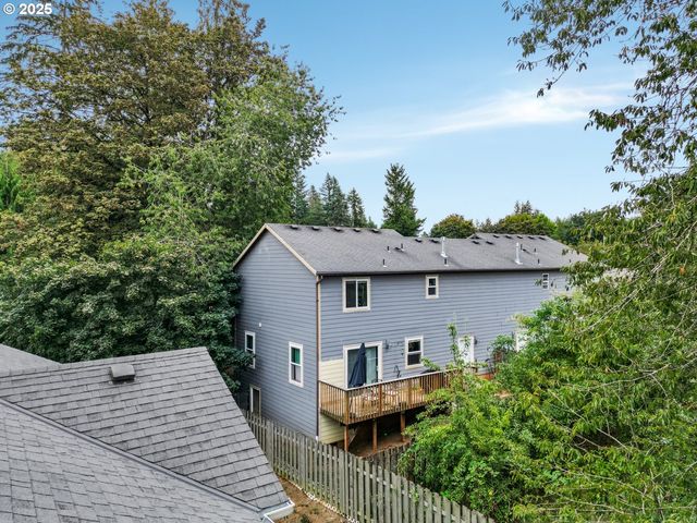 38909 SANDY HEIGHTS St, Sandy, OR 97055