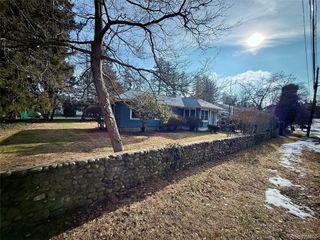 34 Maple Avenue, Northport, NY 11768