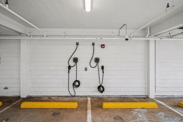 2217 N Fitzhugh Avenue 303, Dallas, TX 75204