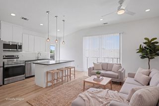 2217 N Fitzhugh Avenue 303, Dallas, TX 75204