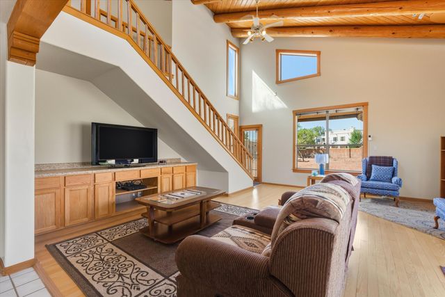 2143 RIVERS EDGE Drive NE, Rio Rancho, NM 87144