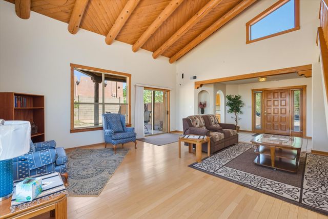 2143 RIVERS EDGE Drive NE, Rio Rancho, NM 87144