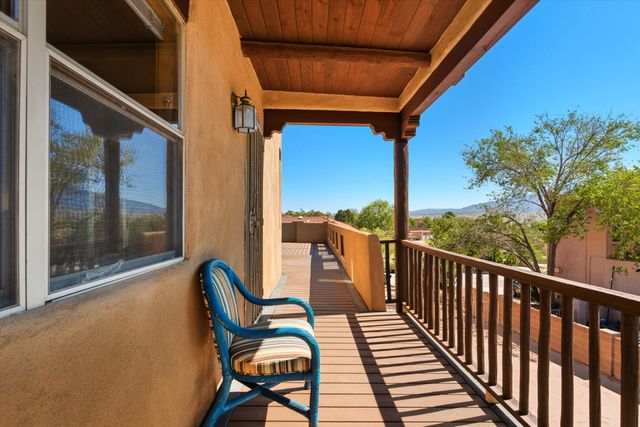 2143 RIVERS EDGE Drive NE, Rio Rancho, NM 87144