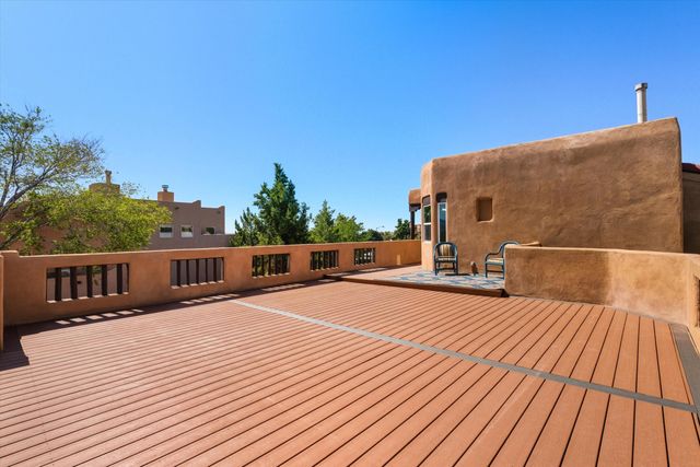 2143 RIVERS EDGE Drive NE, Rio Rancho, NM 87144