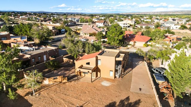 2143 RIVERS EDGE Drive NE, Rio Rancho, NM 87144