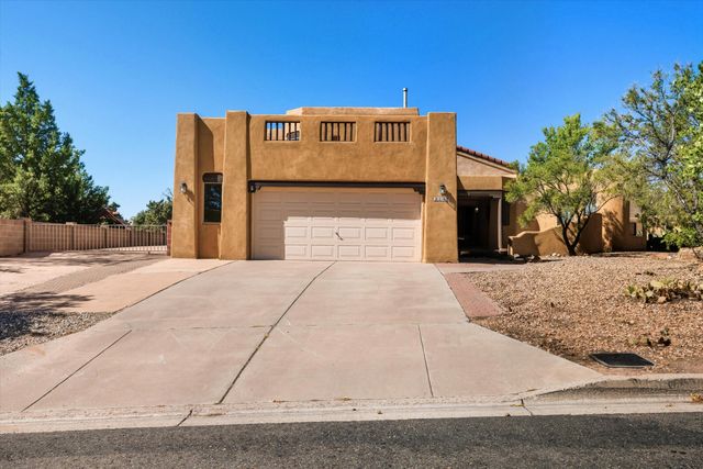 2143 RIVERS EDGE Drive NE, Rio Rancho, NM 87144