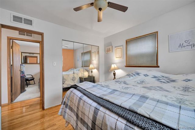 18609 Gillman Street, Livonia, MI 48152