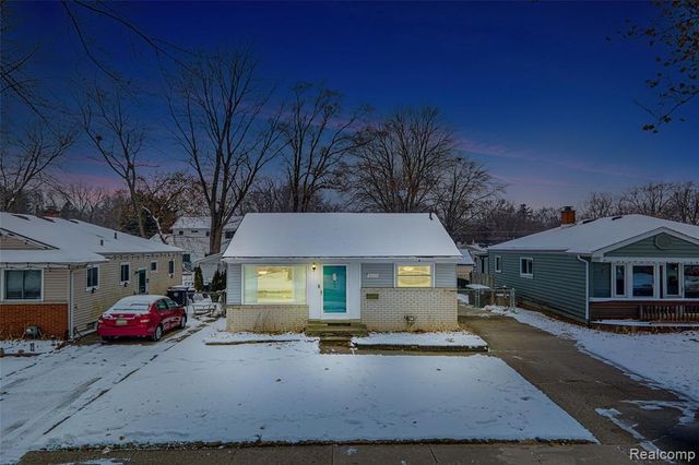 18609 Gillman Street, Livonia, MI 48152