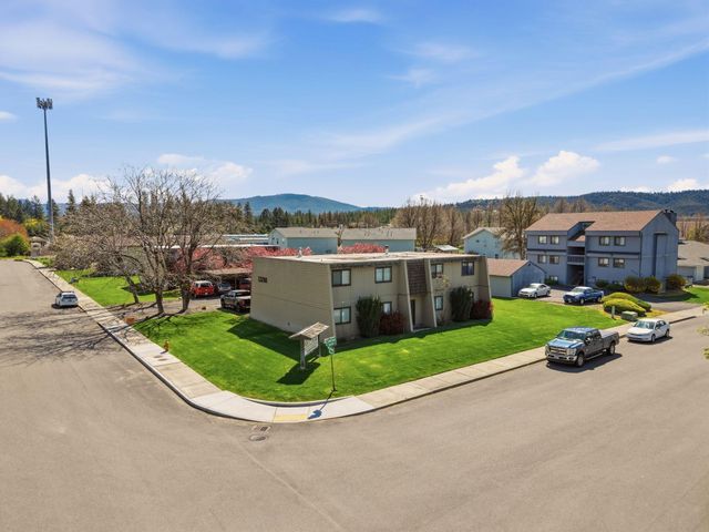13208 E Skyview Ave, Spokane Valley, WA 99216