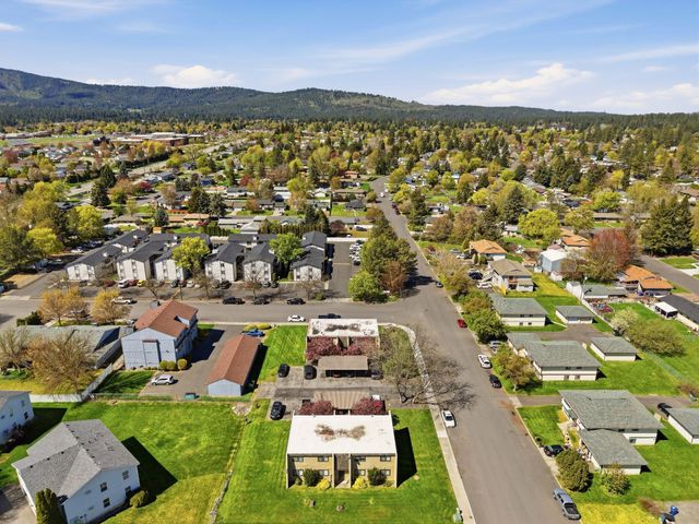 13208 E Skyview Ave, Spokane Valley, WA 99216