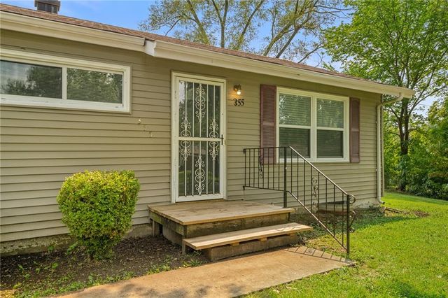 355 N 81st Terrace, Kansas City, KS 66112