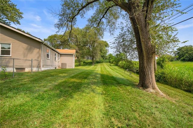 355 N 81st Terrace, Kansas City, KS 66112