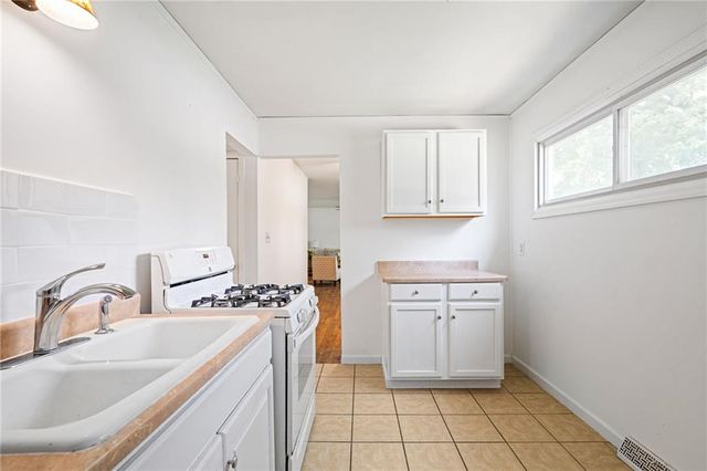 355 N 81st Terrace, Kansas City, KS 66112