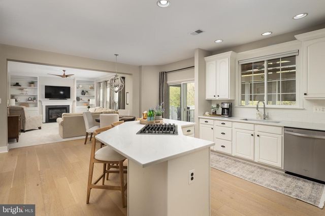 7658 BEXHILL CT, Gainesville, VA 20155