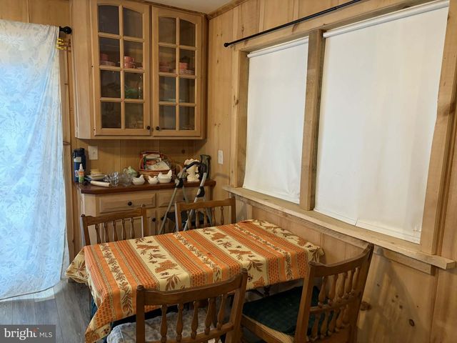 81 HERSHEL LN, High View, WV 26808