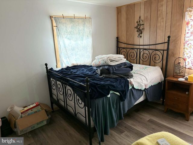 81 HERSHEL LN, High View, WV 26808