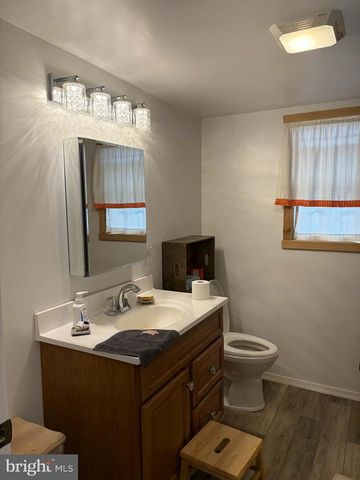 81 HERSHEL LN, High View, WV 26808