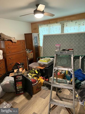 81 HERSHEL LN, High View, WV 26808