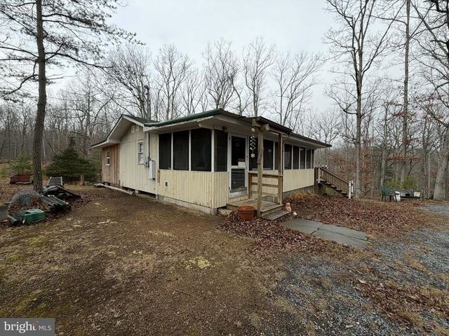 81 HERSHEL LN, High View, WV 26808
