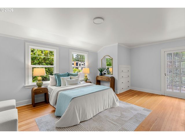 6739 Sw 63RD Ave, Portland, OR 97219