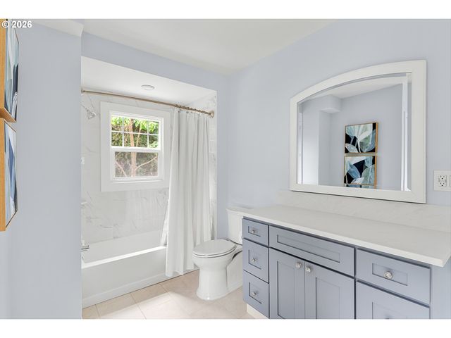6739 Sw 63RD Ave, Portland, OR 97219