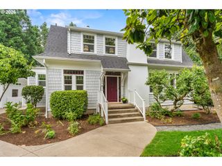 6739 Sw 63RD Ave, Portland, OR 97219