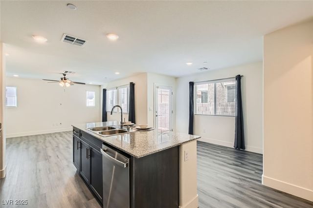 2670 Mango Light Avenue, North Las Vegas, NV 89086