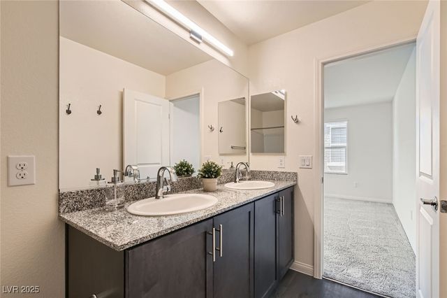 2670 Mango Light Avenue, North Las Vegas, NV 89086