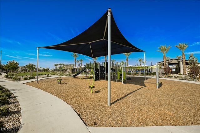 2670 Mango Light Avenue, North Las Vegas, NV 89086