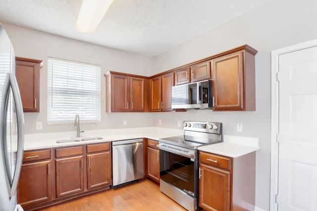 1235 Bainbridge Drive, Nashville, TN 37211