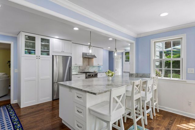 5016 Oxford Avenue, Edina, MN 55436