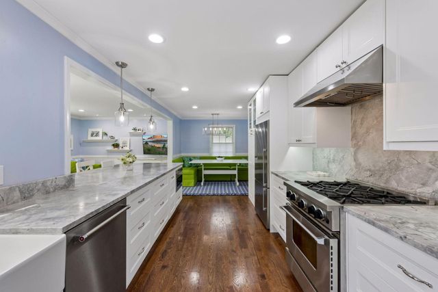 5016 Oxford Avenue, Edina, MN 55436