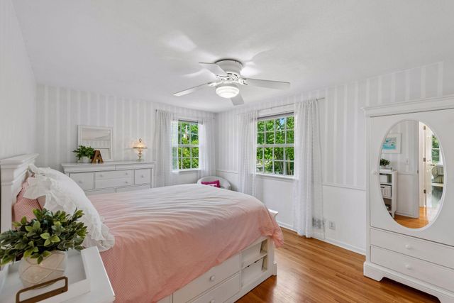 5016 Oxford Avenue, Edina, MN 55436
