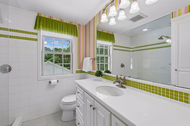 5016 Oxford Avenue, Edina, MN 55436