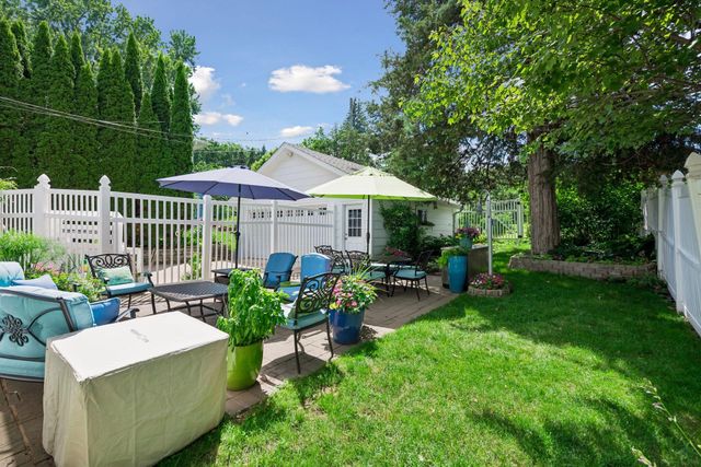 5016 Oxford Avenue, Edina, MN 55436