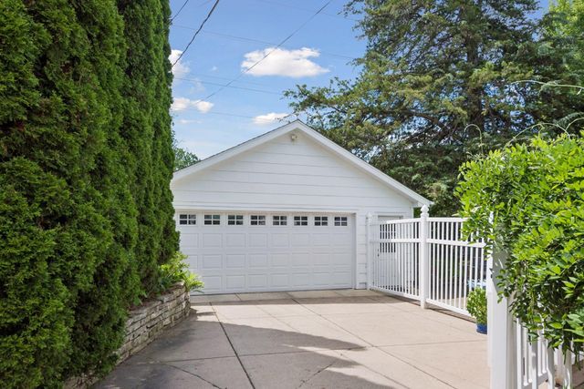 5016 Oxford Avenue, Edina, MN 55436