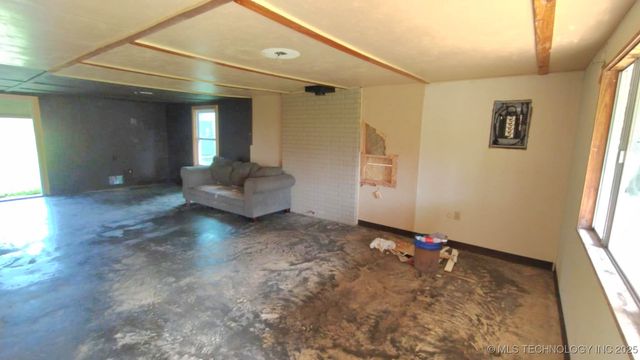 715 S Clayton, Vian, OK 74962
