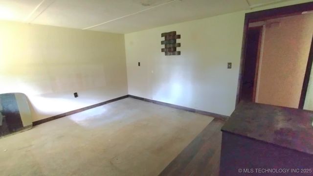 715 S Clayton, Vian, OK 74962