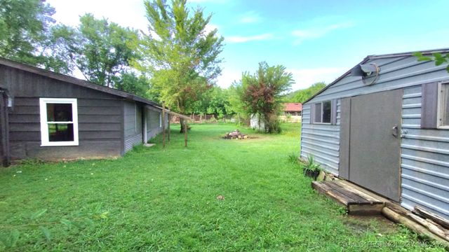 715 S Clayton, Vian, OK 74962