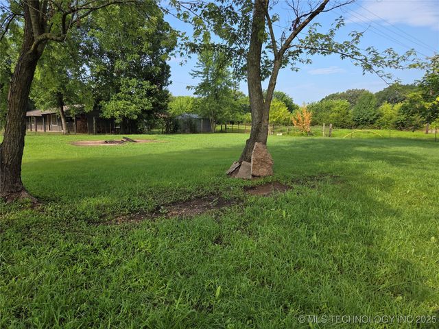715 S Clayton, Vian, OK 74962