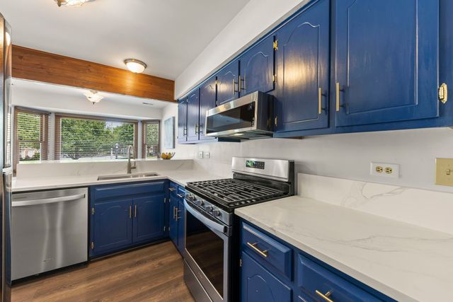15520 Westminster Drive 15520, Orland Park, IL 60462