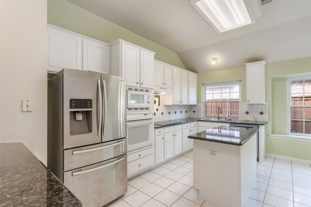 7813 Roaring Ridge Drive, Plano, TX 75025