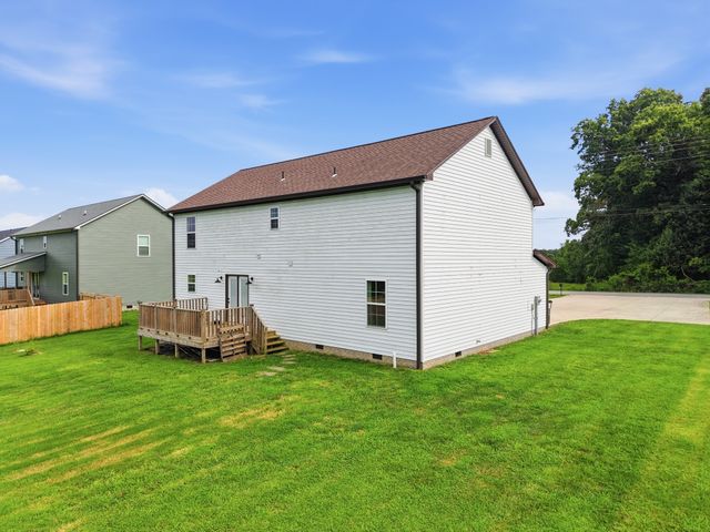1057 West Cemetery Rd, Cookeville, TN 38506